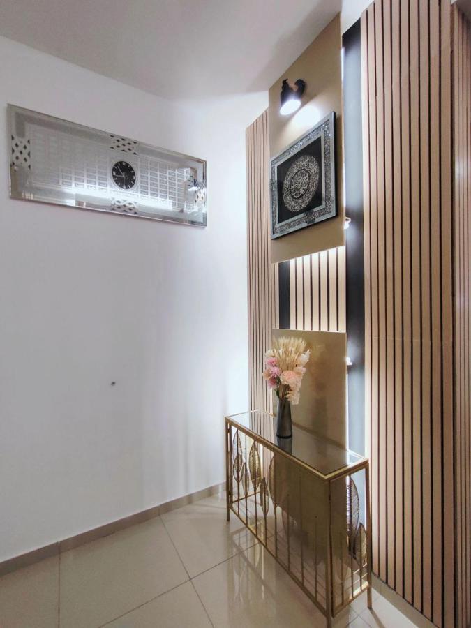 Spring Fields Homestay By Sizma Semenyih Exterior photo